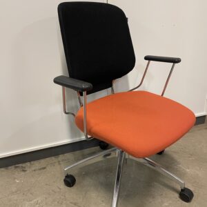 Savo Invite møtestol.