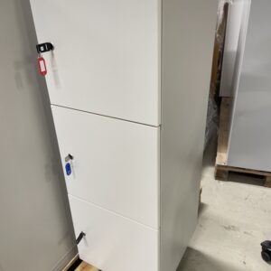 Boksskap m/3 rom