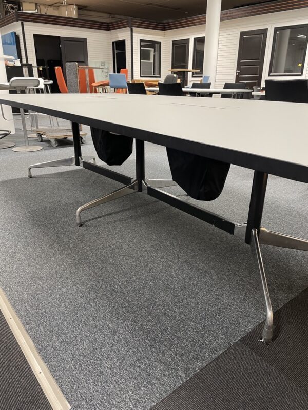 Vitra 300x140 - Image 3