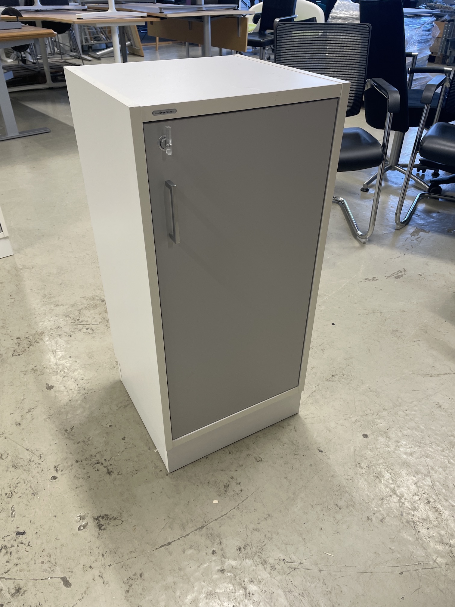 Svenheim 2A4 m/slagdør