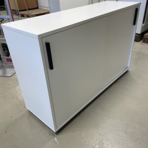 Holmris 2A4 m/skyvedører