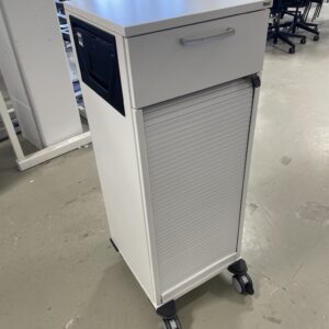 Kinnarps personlig oppbevaring, 2PM 400