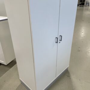 Isku 3A4 m/slagdører, hvit