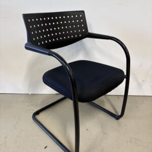 Vitra vis á vis