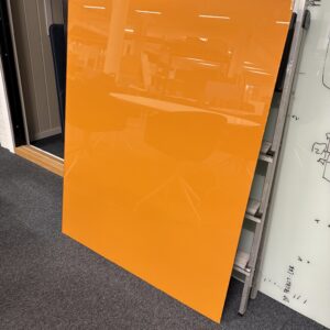 Chatboard, 125x100, orange glass